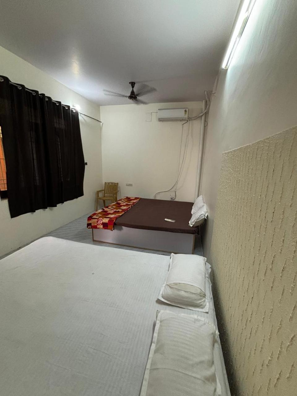 Pipewalas House Varanasi